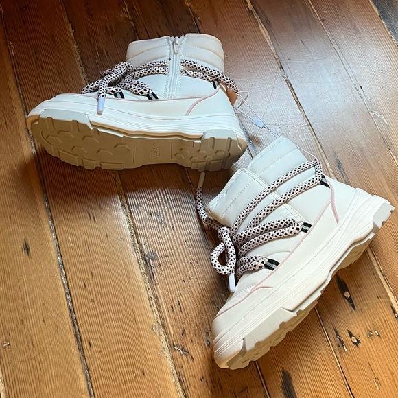 Zara Girls winter boots - Picture 2 of 5